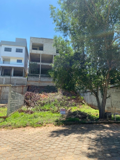 Terreno, 240 m² - Foto 1