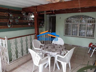 Casa, 3 quartos, 219 m² - Foto 3