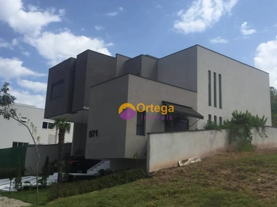 Sobrado, 4 quartos, 390 m² - Foto 1
