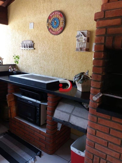 Casa, 3 quartos, 200 m² - Foto 4