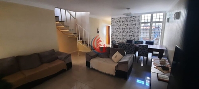 Casa, 3 quartos, 280 m² - Foto 1