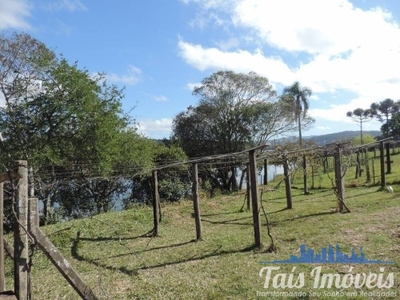 Sítio, 3 quartos, 13 m² - Foto 1