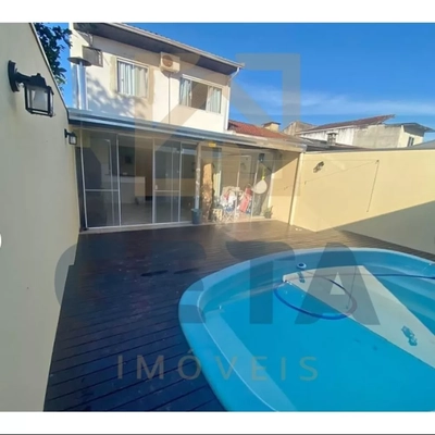 Casa, 3 quartos, 54 m² - Foto 1