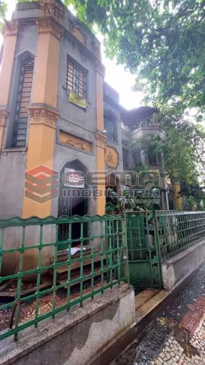 Casa, 3 quartos, 300 m² - Foto 1