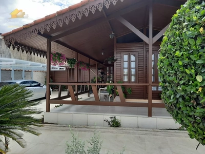 Casa, 4 quartos, 220 m² - Foto 2