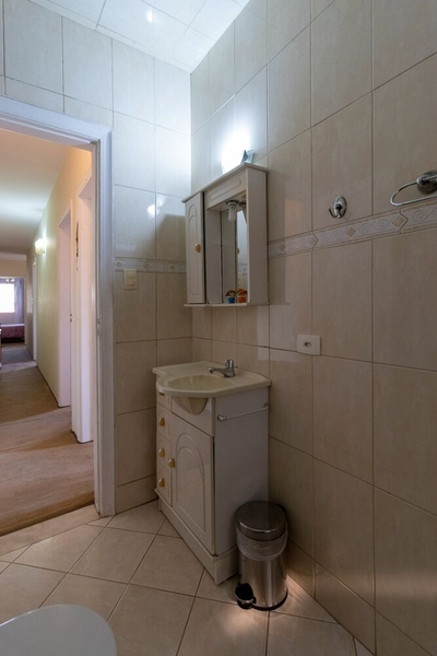 Casa, 4 quartos, 205 m² - Foto 1