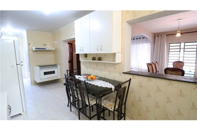 Casa, 3 quartos, 250 m² - Foto 2