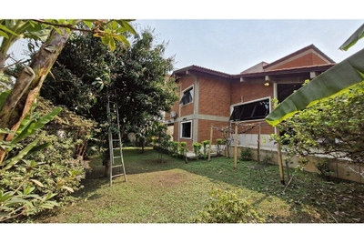 Casa, 3 quartos, 245 m² - Foto 1