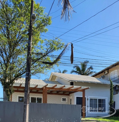 Casa, 3 quartos, 265 m² - Foto 2