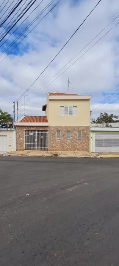 Casa, 3 quartos, 130 m² - Foto 2