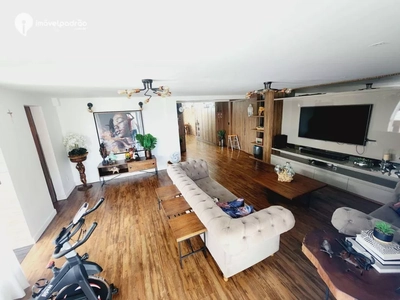 Cobertura, 3 quartos, 198 m² - Foto 2