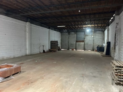 Depósito-Galpão, 300 m² - Foto 2