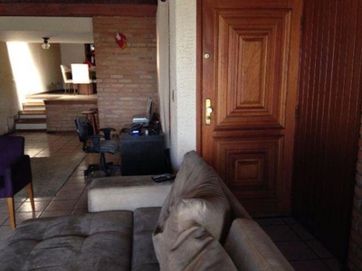 Sobrado, 3 quartos, 330 m² - Foto 2