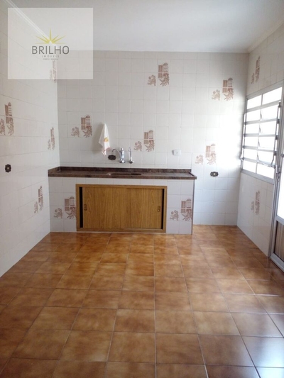 Casa, 3 quartos, 183 m² - Foto 1