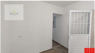 Casa, 1 quarto, 30 m² - Foto 1