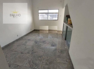 Sobrado, 2 quartos, 375 m² - Foto 1