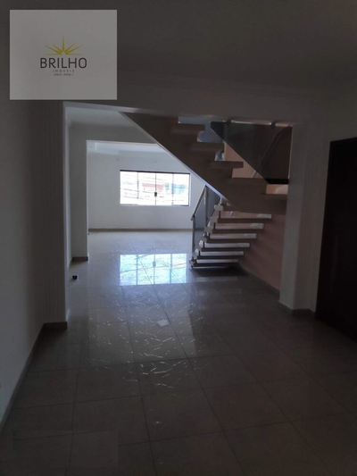 Sobrado, 3 quartos, 198 m² - Foto 1