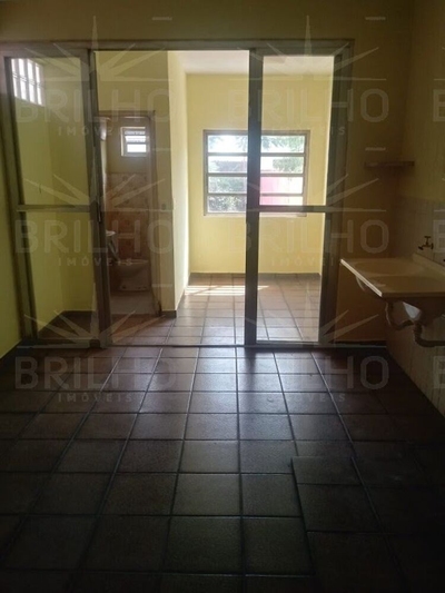 Casa, 3 quartos, 250 m² - Foto 1