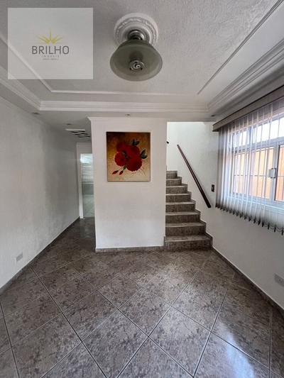 Sobrado, 3 quartos, 300 m² - Foto 1