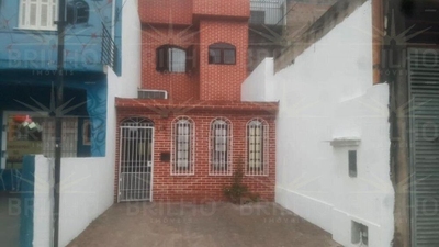 Sobrado, 3 quartos, 226 m² - Foto 1