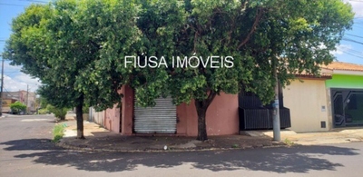 Casa, 3 quartos, 225 m² - Foto 1