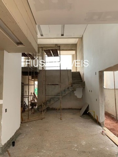 Casa, 4 quartos, 319 m² - Foto 4