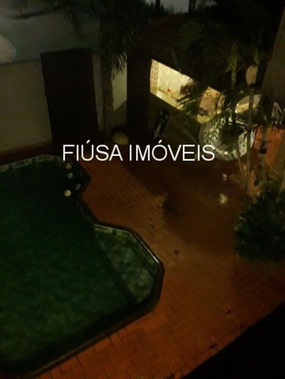 Casa, 4 quartos, 300 m² - Foto 1