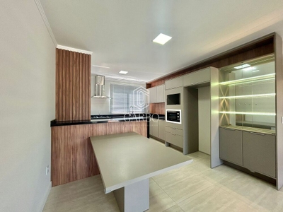 Apartamento, 3 quartos, 156 m² - Foto 1