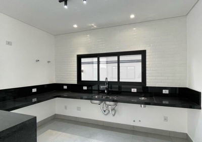 Casa, 3 quartos, 196 m² - Foto 1