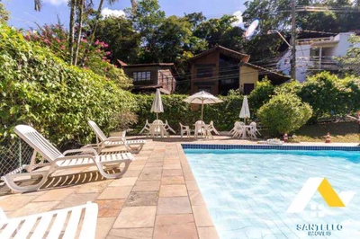 Casa, 3 quartos, 266 m² - Foto 1