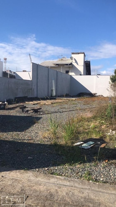 Terreno, 402 m² - Foto 1