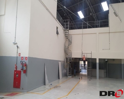 Depósito-Galpão, 1048 m² - Foto 1