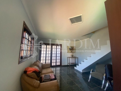 Chácara, 3 quartos, 1250 m² - Foto 4