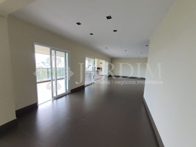 Apartamento, 3 quartos, 250 m² - Foto 1