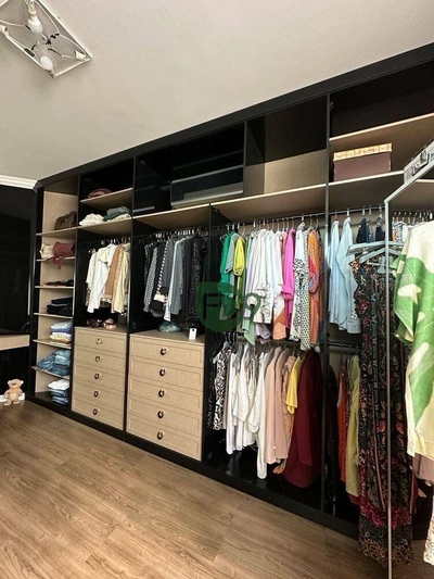 Casa, 3 quartos, 230 m² - Foto 2