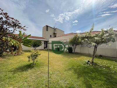 Casa, 3 quartos, 210 m² - Foto 2