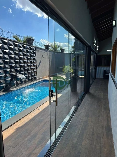 Casa, 3 quartos, 392 m² - Foto 1