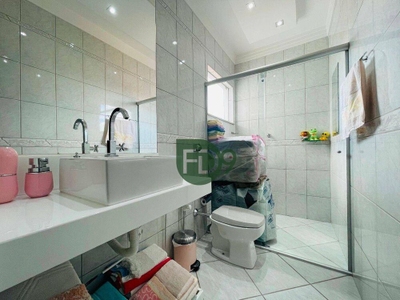 Casa, 3 quartos, 184 m² - Foto 2