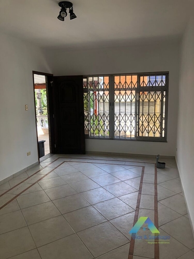 Casa, 3 quartos, 180 m² - Foto 1