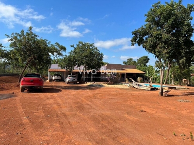 Chácara, 5 quartos, 2600 m² - Foto 1