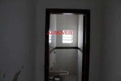 Casa, 4 quartos, 180 m² - Foto 2