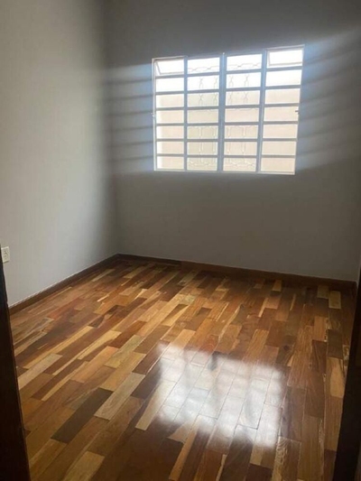 Casa, 3 quartos, 180 m² - Foto 2