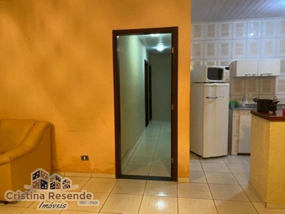 Chácara, 4 quartos, 1800 m² - Foto 1