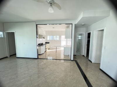 Casa, 4 quartos, 110 m² - Foto 1