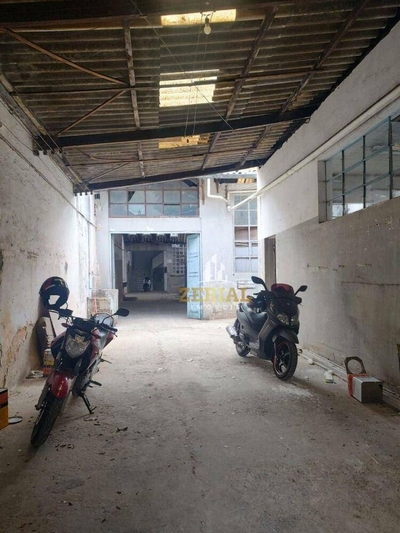 Depósito-Galpão, 750 m² - Foto 1