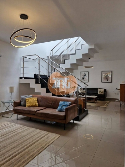 Sobrado, 4 quartos, 257 m² - Foto 1