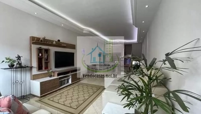 Casa, 3 quartos, 240 m² - Foto 2