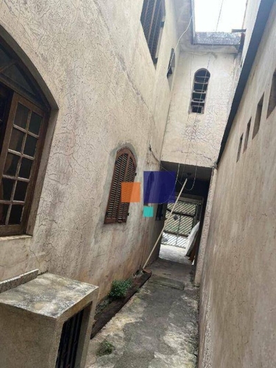 Sobrado, 6 quartos, 240 m² - Foto 1