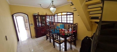 Sobrado, 4 quartos, 236 m² - Foto 1