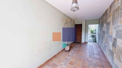 Casa, 3 quartos, 216 m² - Foto 2